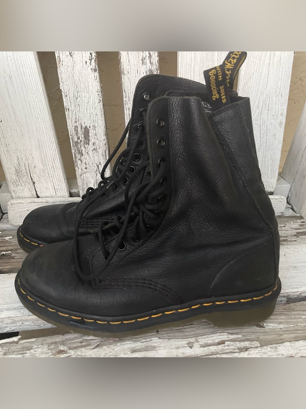 Dr. Martens 1460 Pascal Virginia Black Leather Boots | Women’s US 9